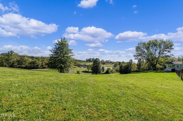 16235 Lee Highway, Bristol, VA 24202