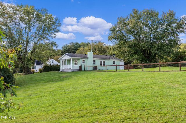 16235 Lee Highway, Bristol, VA 24202