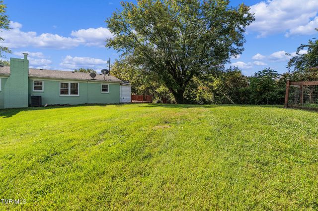16235 Lee Highway, Bristol, VA 24202