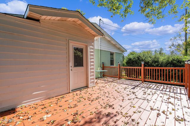 16235 Lee Highway, Bristol, VA 24202