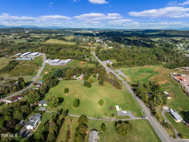 16235 Lee Highway, Bristol, VA 24202