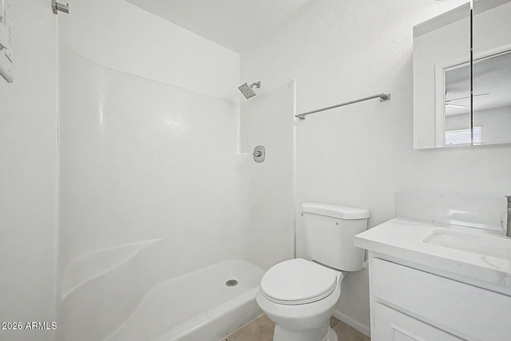 Image 3 of property listing at 6134 N 30TH Avenue, Phoenix, AZ 85017