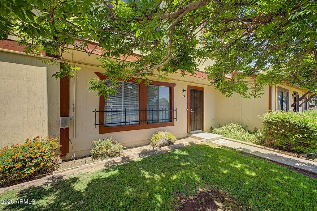Image 6 of property listing at 6134 N 30TH Avenue, Phoenix, AZ 85017