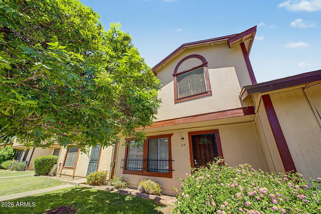 Image 8 of property listing at 6134 N 30TH Avenue, Phoenix, AZ 85017