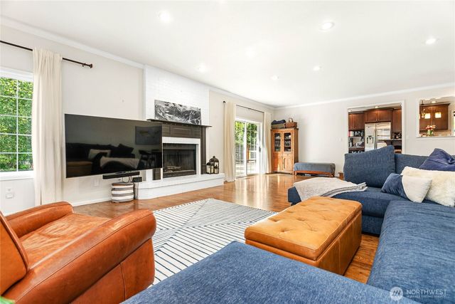 329 Viewcrest Road, Bellingham, WA 98229