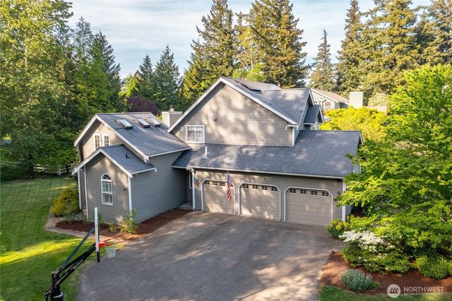 329 Viewcrest Road, Bellingham, WA 98229