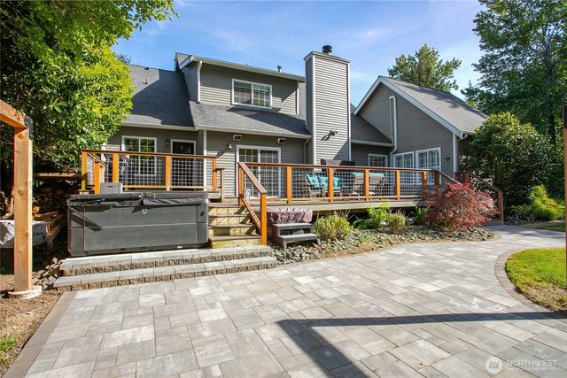 329 Viewcrest Road, Bellingham, WA 98229