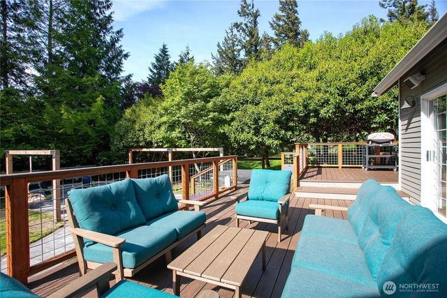 329 Viewcrest Road, Bellingham, WA 98229