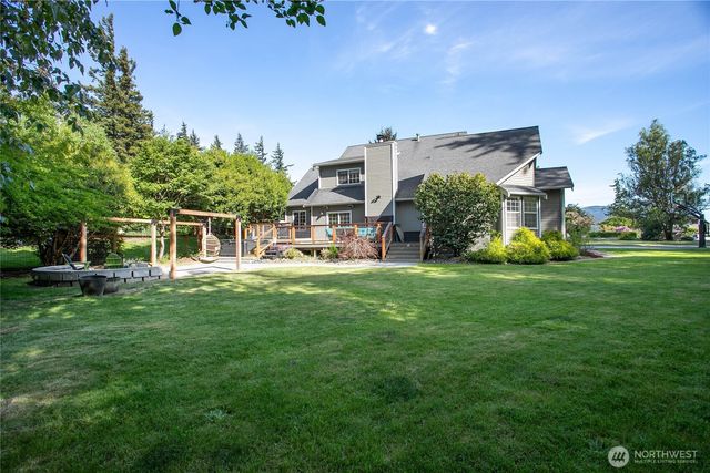 329 Viewcrest Road, Bellingham, WA 98229