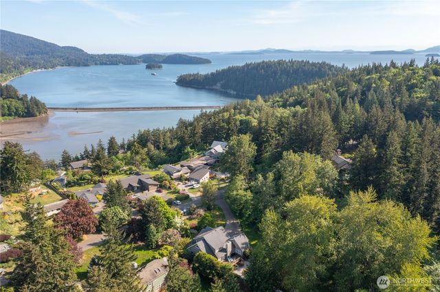 329 Viewcrest Road, Bellingham, WA 98229
