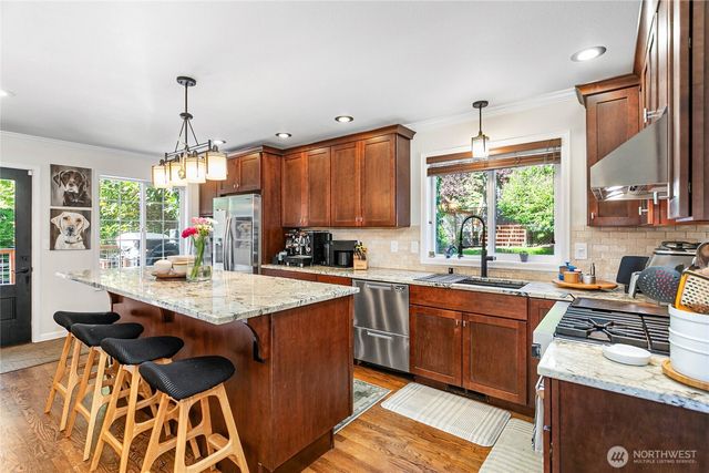 329 Viewcrest Road, Bellingham, WA 98229