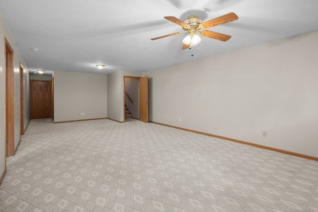 3964 Partridge Circle, Bettendorf, IA 52722