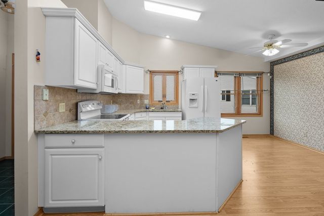 3964 Partridge Circle, Bettendorf, IA 52722