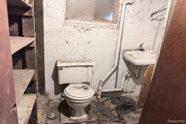 8922 Armour Street, Detroit, MI 48213