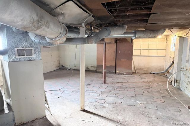 8922 Armour Street, Detroit, MI 48213