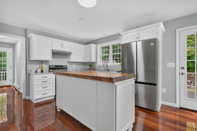 112-A Purchase St, Milford, MA 01757