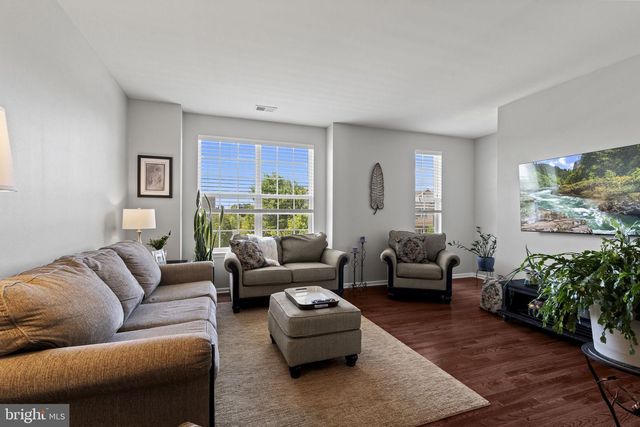 423 WISTAR PL, Glassboro, NJ 08028
