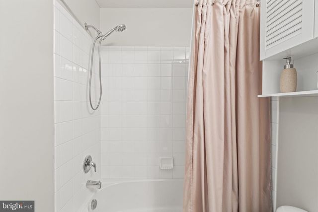 423 WISTAR PL, Glassboro, NJ 08028
