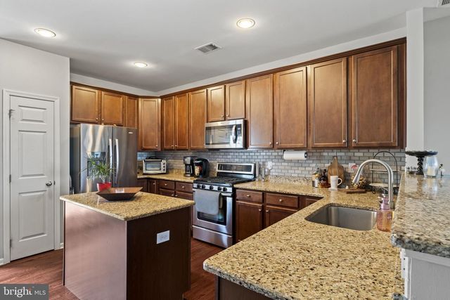 423 WISTAR PL, Glassboro, NJ 08028