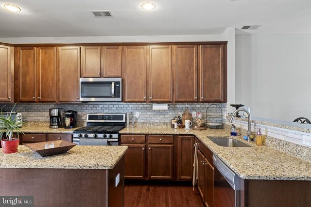 423 WISTAR PL, Glassboro, NJ 08028
