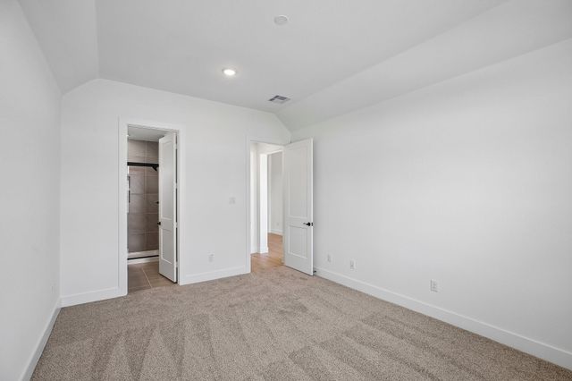 12051 Lake View Boulevard, Mont Belvieu, TX 77523