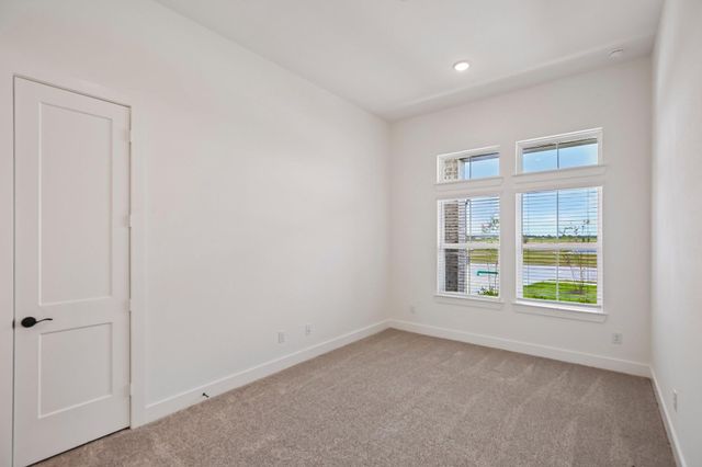 12051 Lake View Boulevard, Mont Belvieu, TX 77523