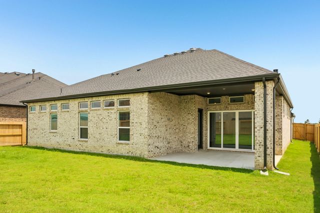 12051 Lake View Boulevard, Mont Belvieu, TX 77523