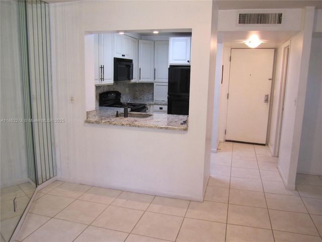 1350 River Reach Dr 112, Fort Lauderdale, FL 33315