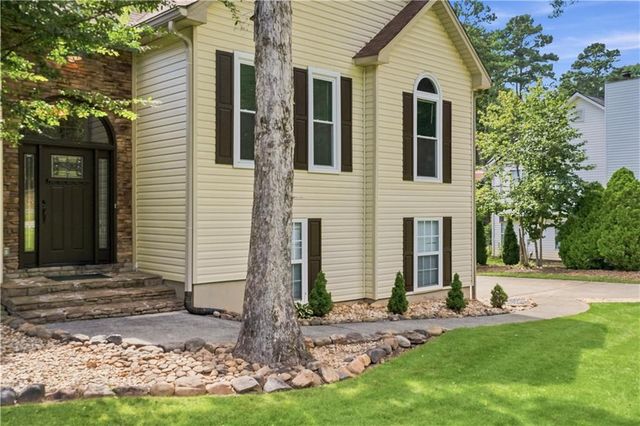 3850 Pilgrim Mill Road, Cumming, GA 30041
