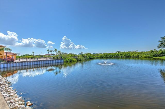 4323 BAYSIDE VILLAGE DRIVE 319, Tampa, FL 33615