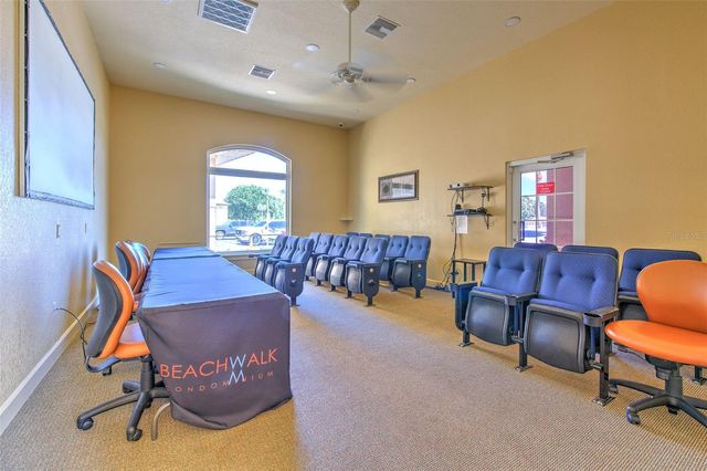 4323 BAYSIDE VILLAGE DRIVE 319, Tampa, FL 33615