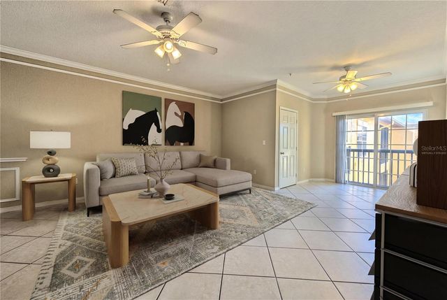 4323 BAYSIDE VILLAGE DRIVE 319, Tampa, FL 33615