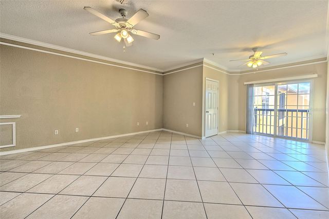 4323 BAYSIDE VILLAGE DRIVE 319, Tampa, FL 33615