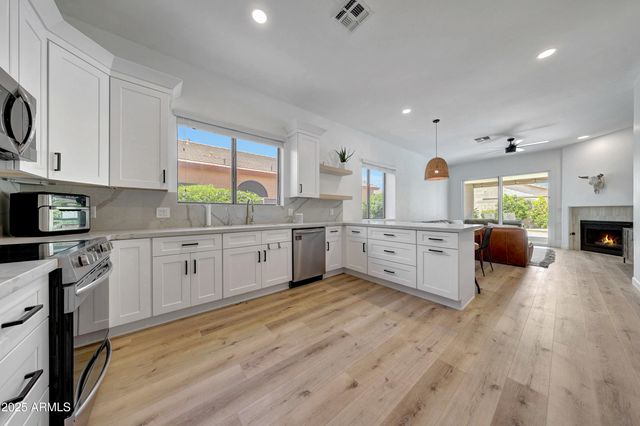 4628 E PASO Trail, Phoenix, AZ 85050