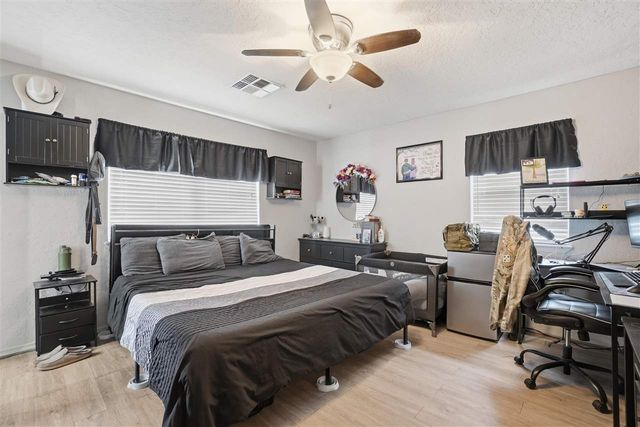7913 NW Concho Ave, Lawton, OK 73505