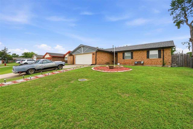 7913 NW Concho Ave, Lawton, OK 73505