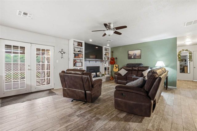 7913 NW Concho Ave, Lawton, OK 73505