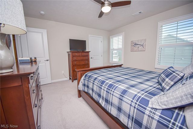 178 Topsail Drive, Medina, OH 44256