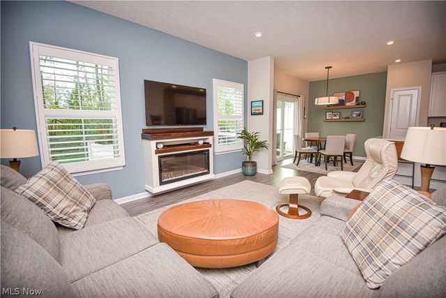 178 Topsail Drive, Medina, OH 44256