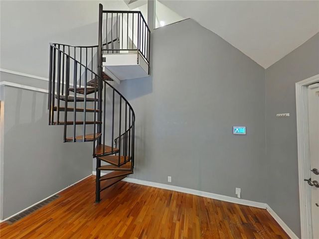 36 Logan Street, Leavenworth, KS 66048