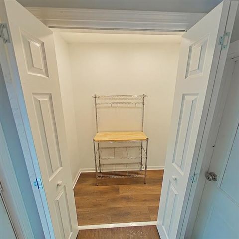 36 Logan Street, Leavenworth, KS 66048