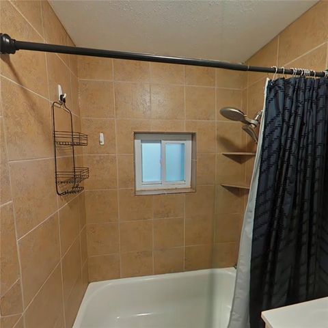 36 Logan Street, Leavenworth, KS 66048