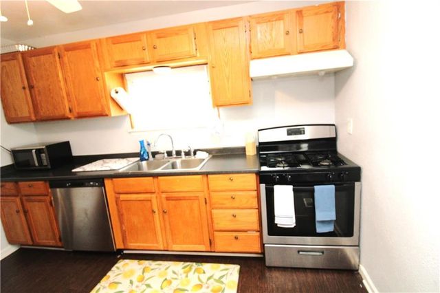 36 Logan Street, Leavenworth, KS 66048