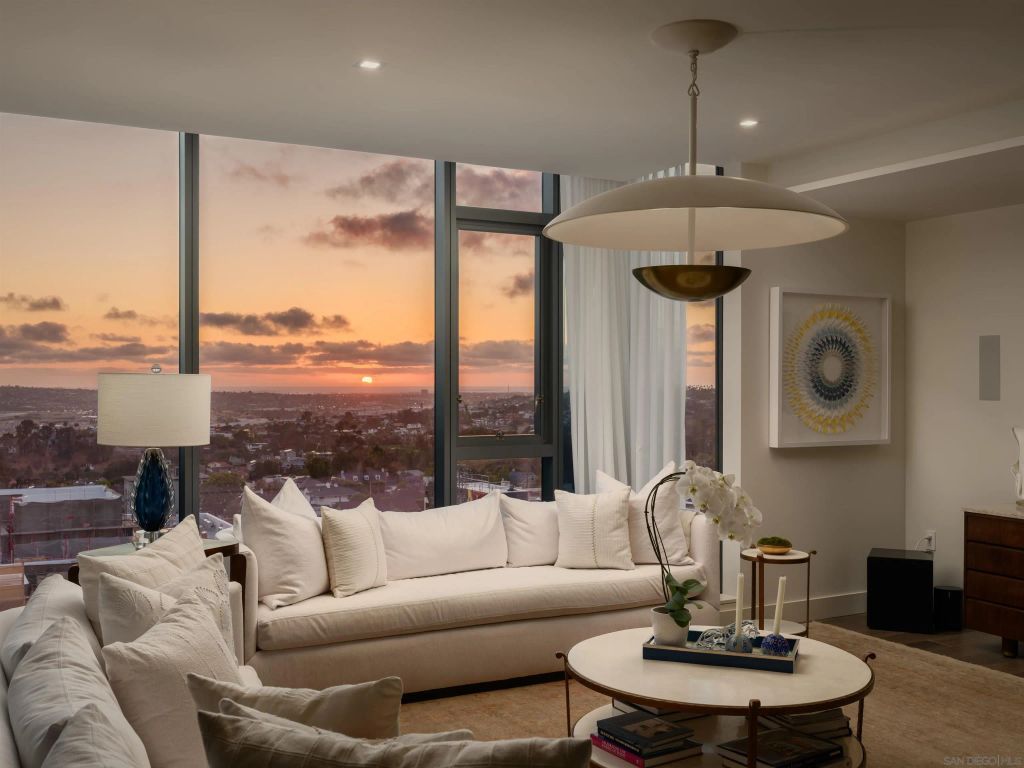 2855 5th Ave 1201, San Diego, CA 92103
