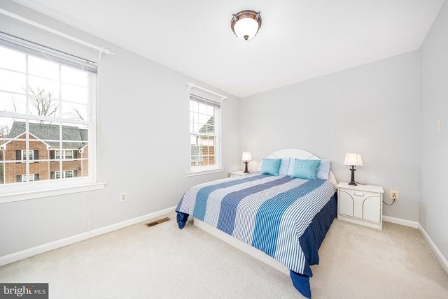 7729 MARSHALL HEIGHTS CT, Falls Church, VA 22043