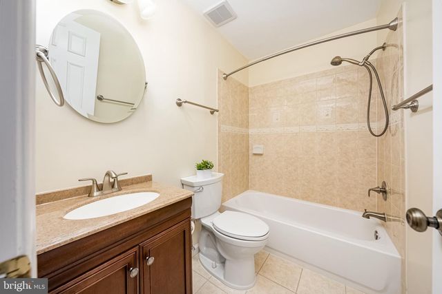 7729 MARSHALL HEIGHTS CT, Falls Church, VA 22043