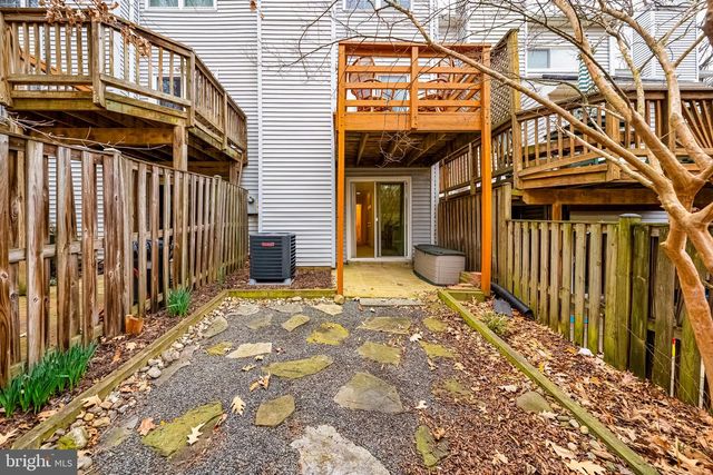 7729 MARSHALL HEIGHTS CT, Falls Church, VA 22043