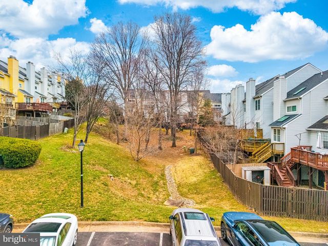 7729 MARSHALL HEIGHTS CT, Falls Church, VA 22043