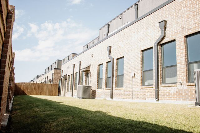 2141 Layla Drive, Waxahachie, TX 75165