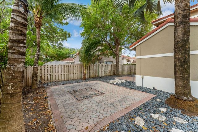 9030 SW 162nd St 0, Palmetto Bay, FL 33157